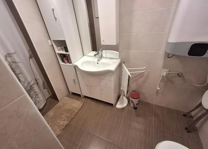 Apartma Hiska Vrh Stari Trg pri Lozu